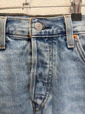 Levis Icon Denim Mini Skirt Size 26 Button Fly Distressed Light Wash